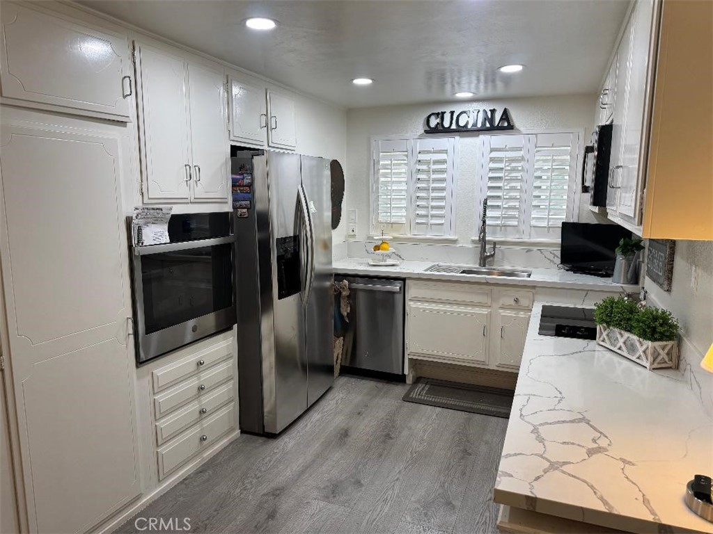 2260 Via Puerta P Property Photo 10