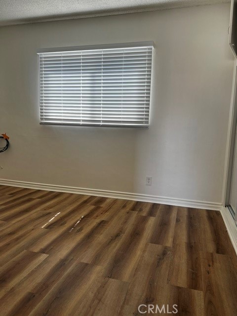 3337 E 15th Property Photo 9