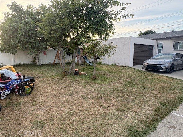 7249 Marcelle Property Photo 12