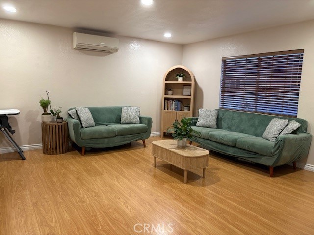 7249 Marcelle Property Photo 15