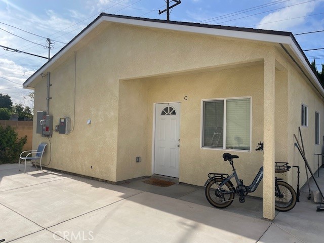 8744 Fillmore Property Photo 4
