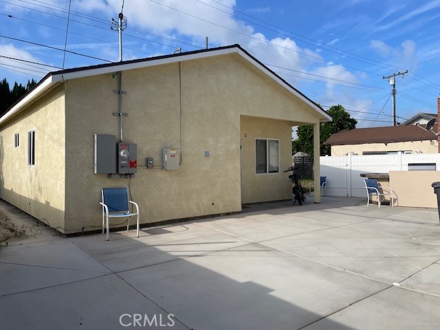 8744 Fillmore Property Photo 5