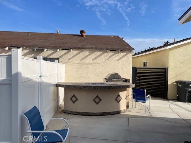 8744 Fillmore Property Photo 7