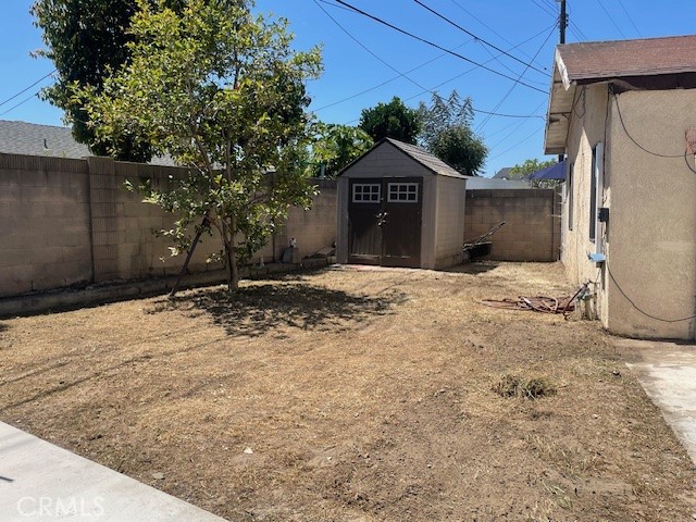 8744 Fillmore Property Photo 9