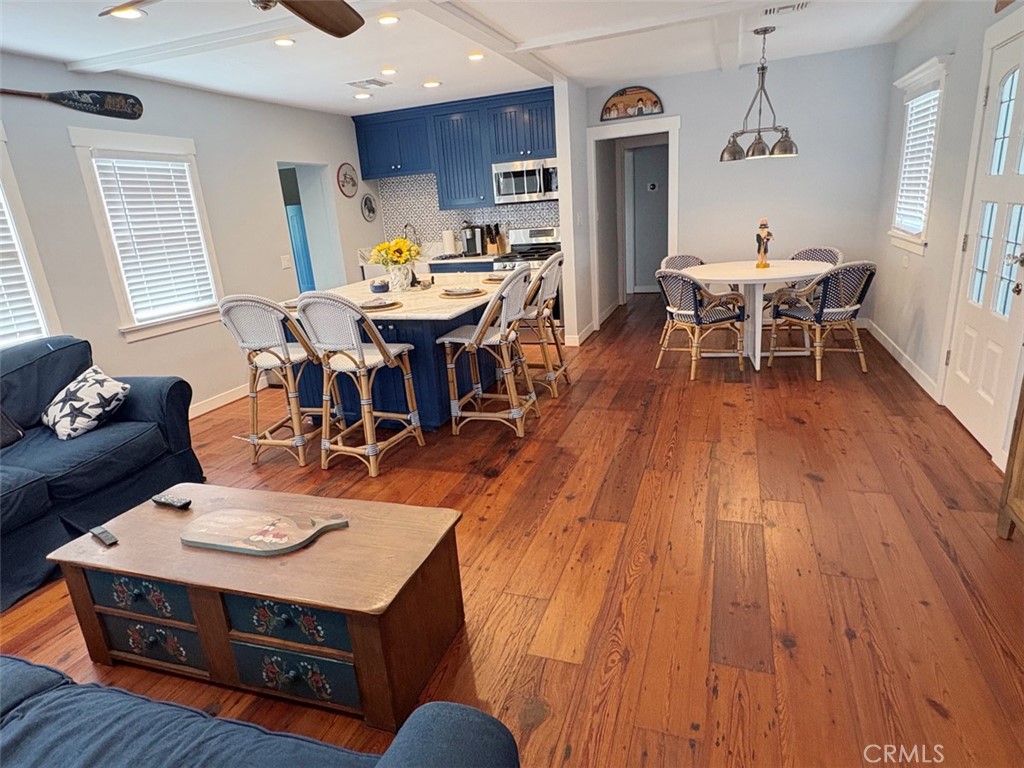 337 Clemente Property Photo 4