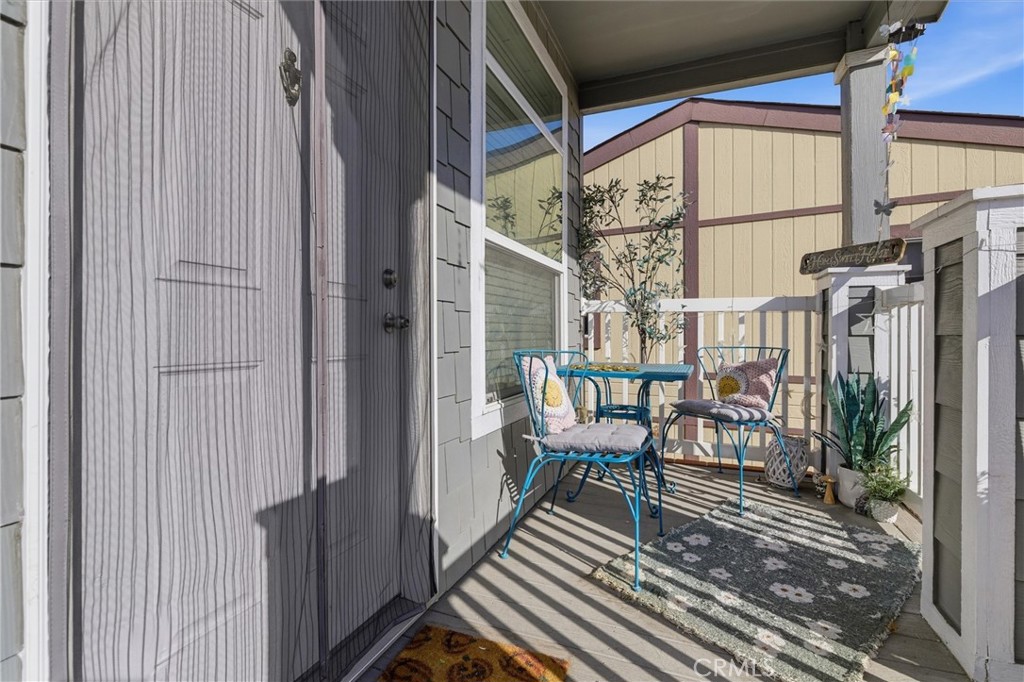 56 Maple Property Photo 3