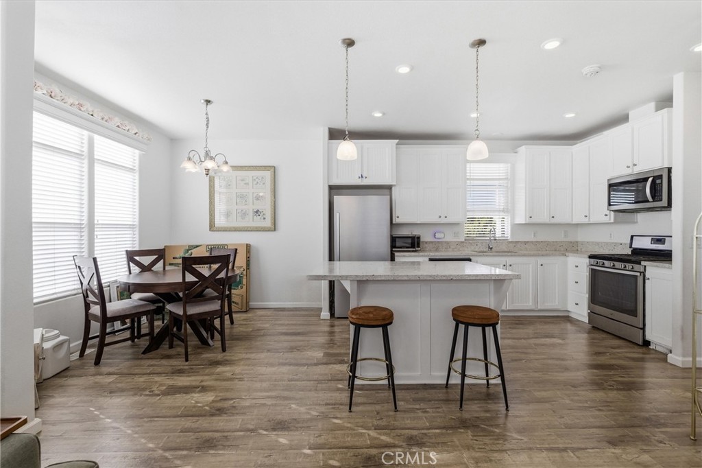 56 Maple Property Photo 9