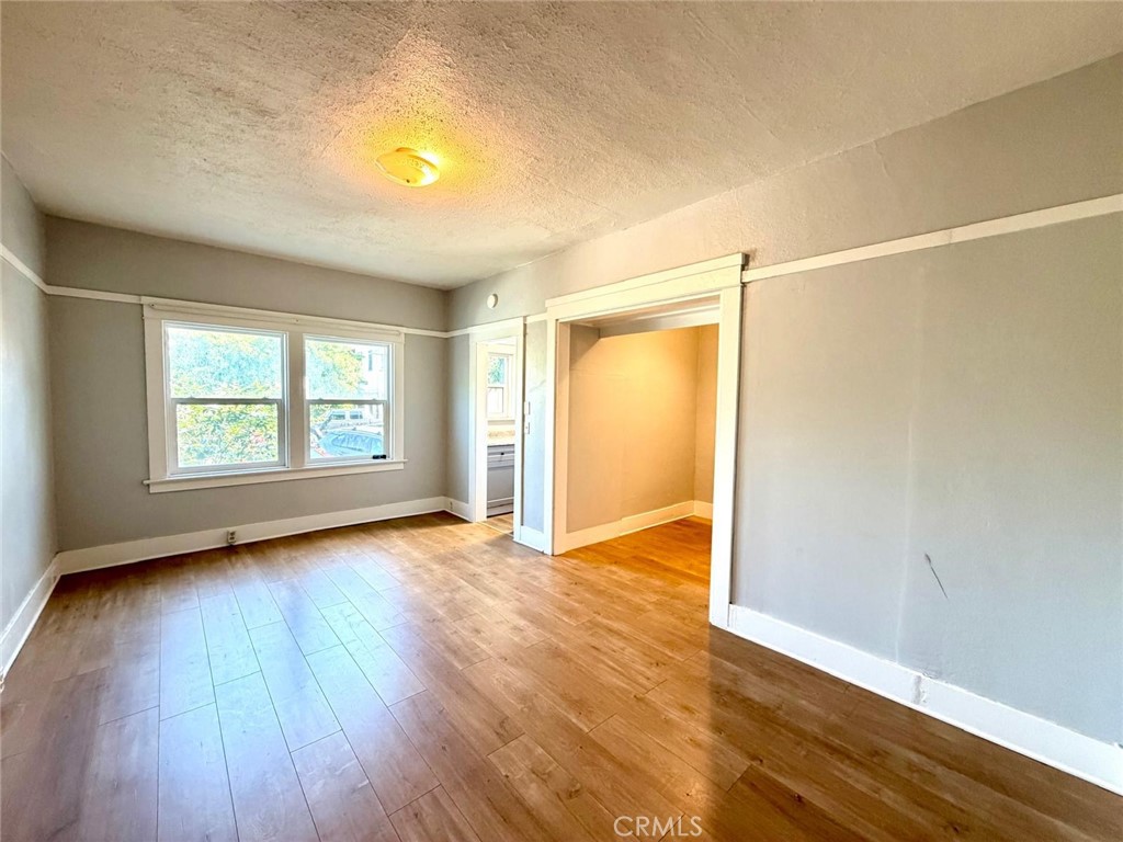 354 Chestnut Avenue 4 Property Photo 1