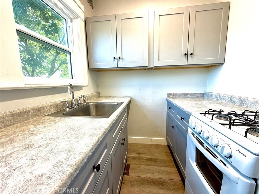 354 Chestnut Avenue 4 Property Photo 7
