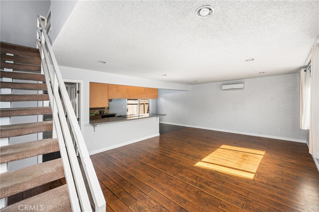 473 E 1st Property Photo 2