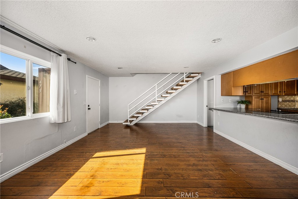 473 E 1st Property Photo 5