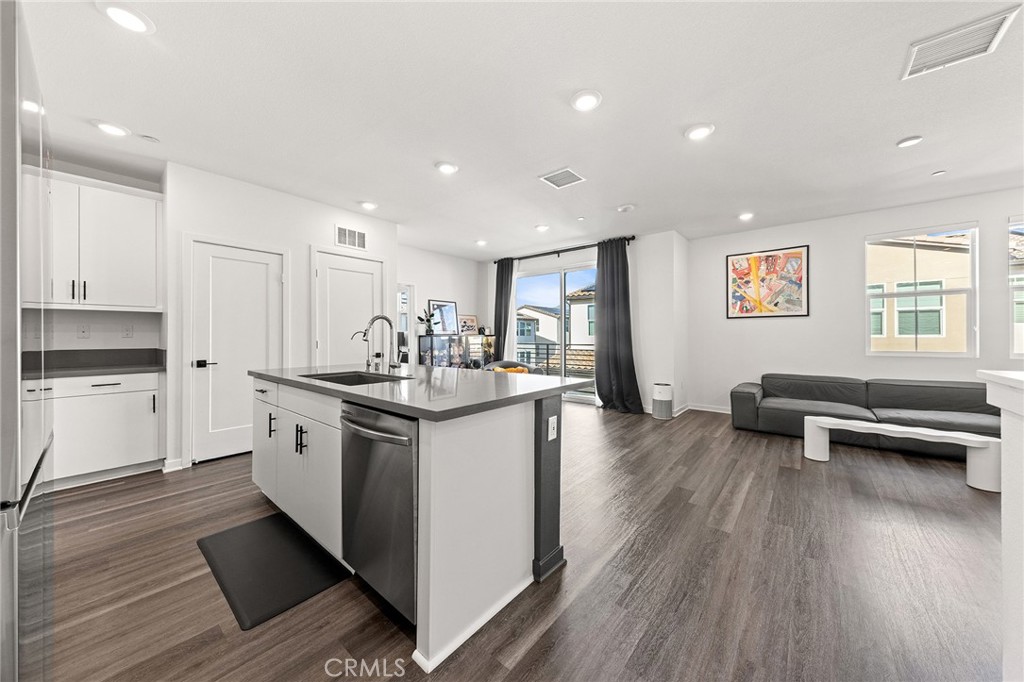 660 Sunrise St Property Photo 11