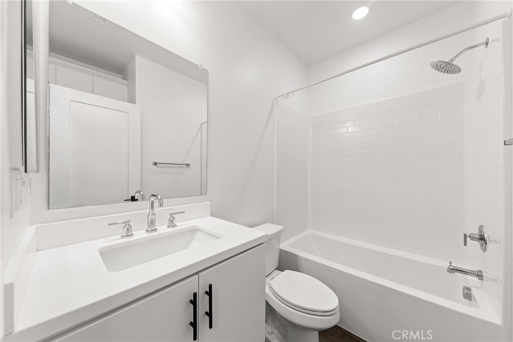 660 Sunrise St Property Photo 19