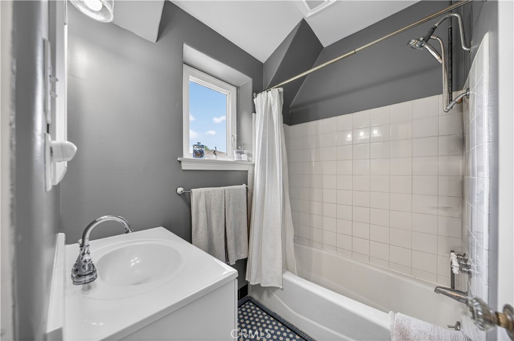 258 Argonne Property Photo 31