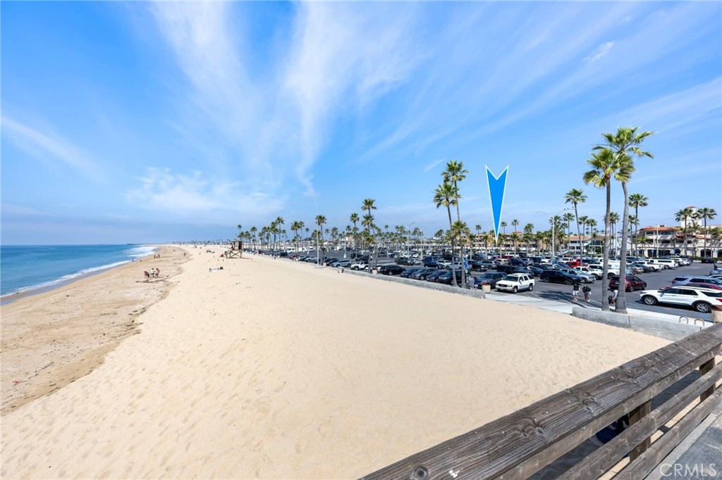 600 E Oceanfront 1D Property Photo 1