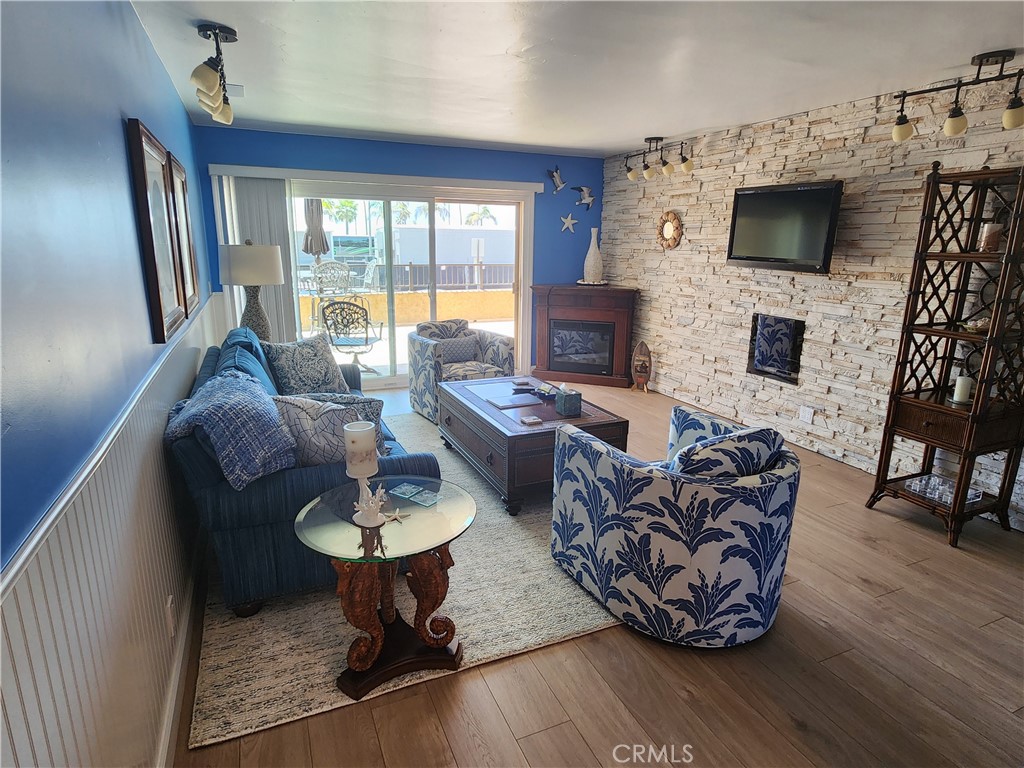 600 E Oceanfront 1d Property Photo 6
