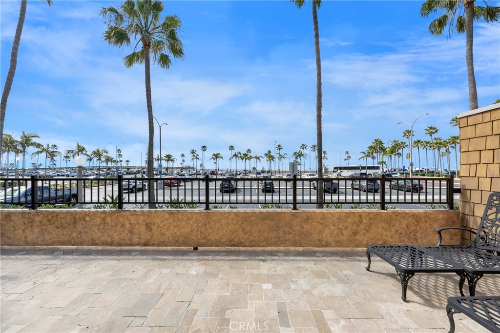 600 E Oceanfront 1d Property Photo 23