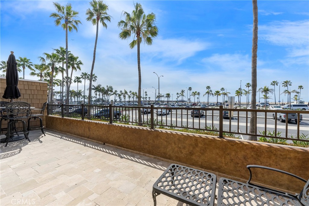600 E Oceanfront 1d Property Photo 25