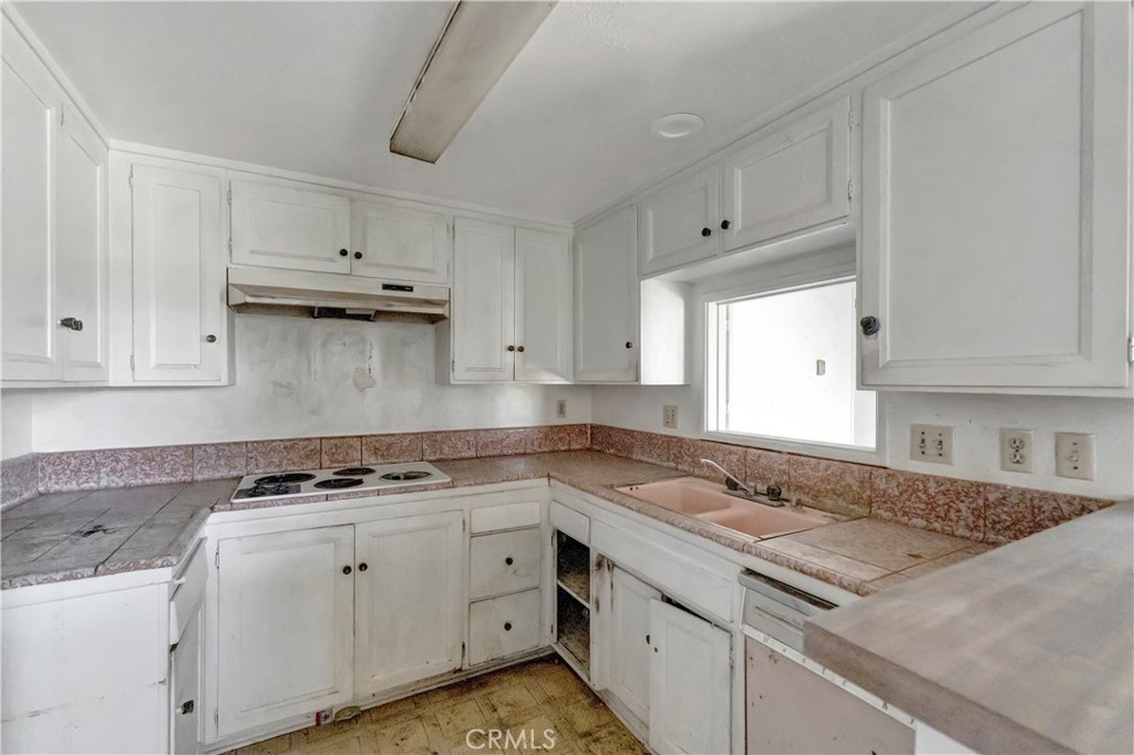 14919 S Normandie 27 Property Photo 10