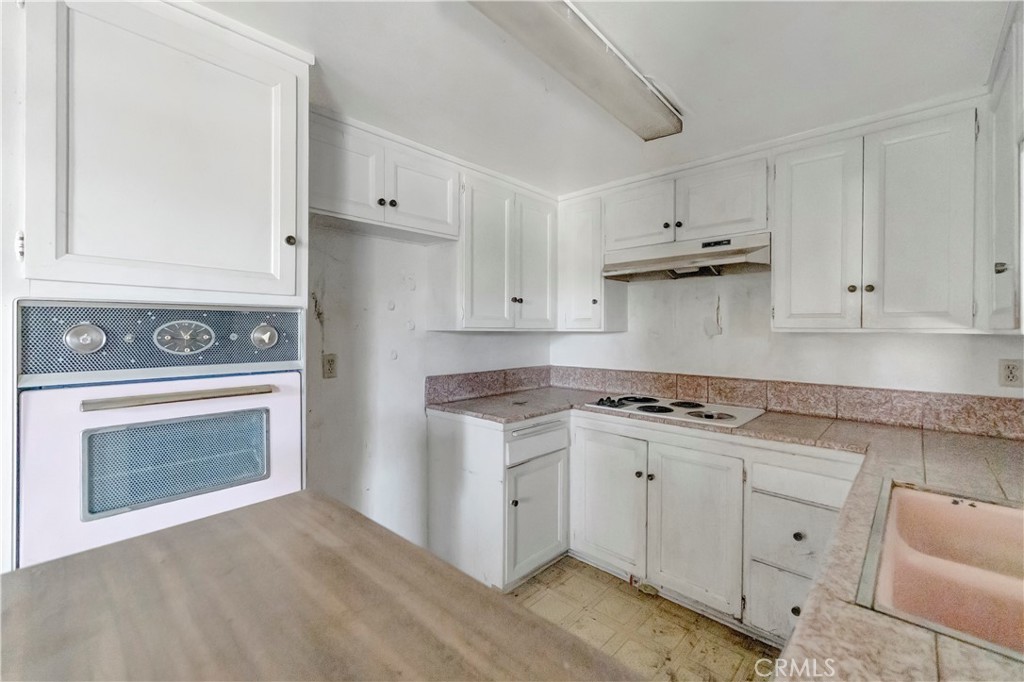 14919 S Normandie 27 Property Photo 13