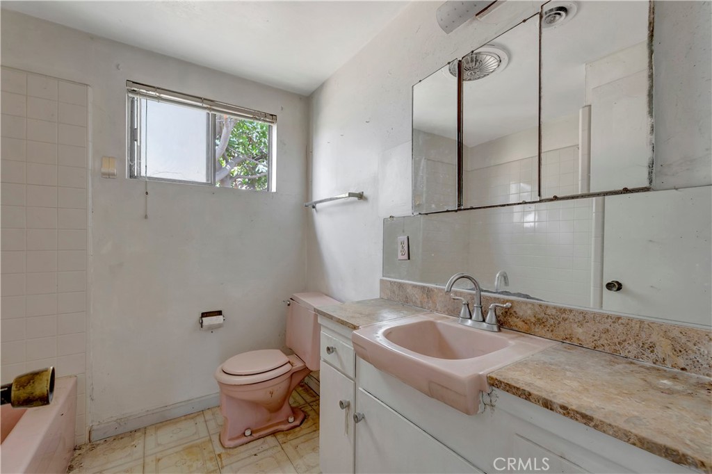 14919 S Normandie 27 Property Photo 18