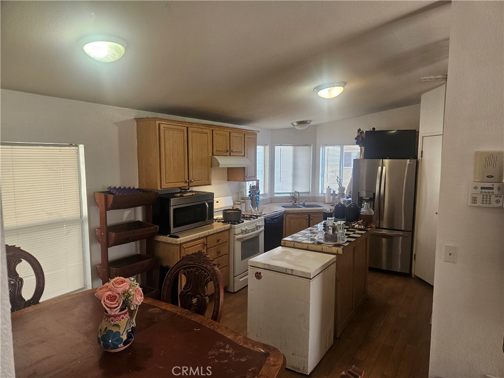 350 E San Jacinto 151 Property Photo 5