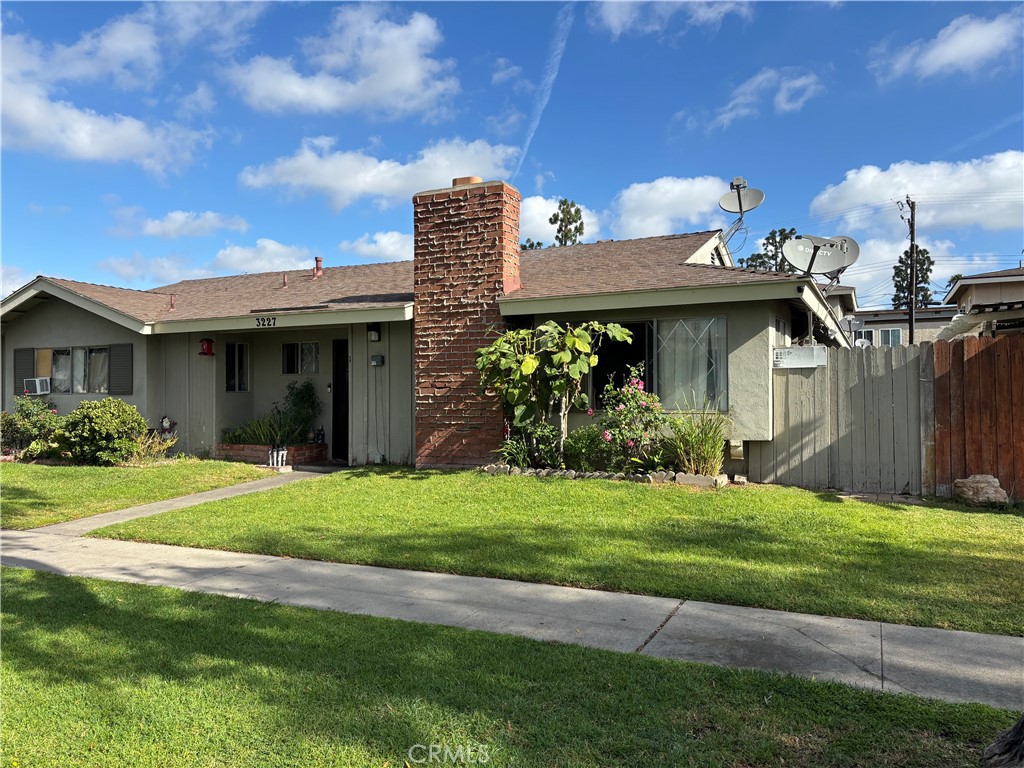3227 W Cabot Drive Property Photo 1