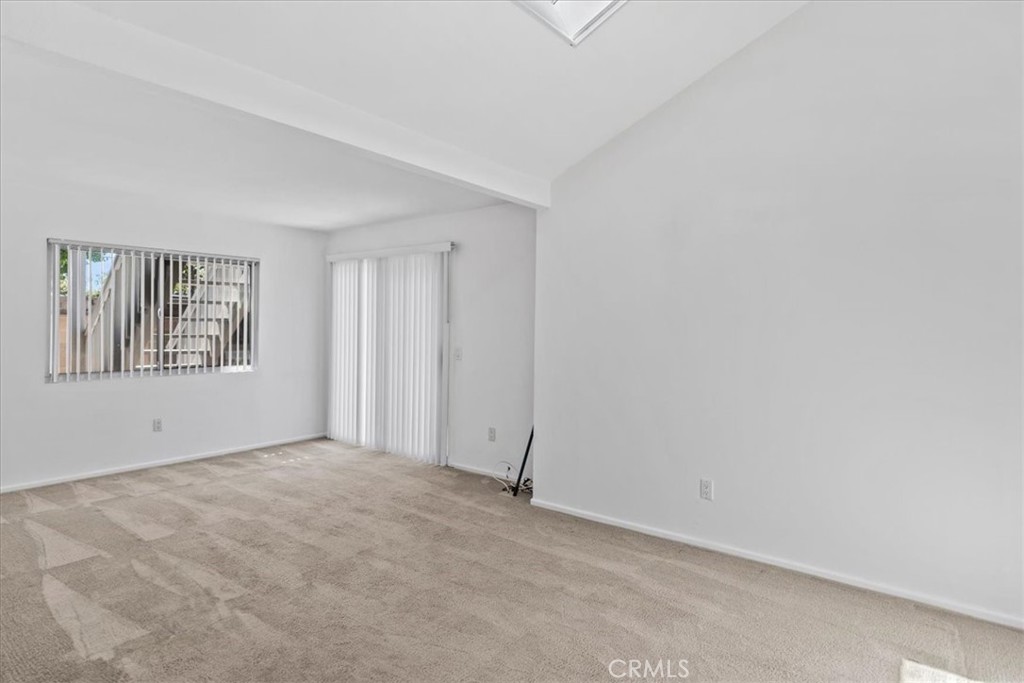 1198 Dorset Lane Property Photo 7