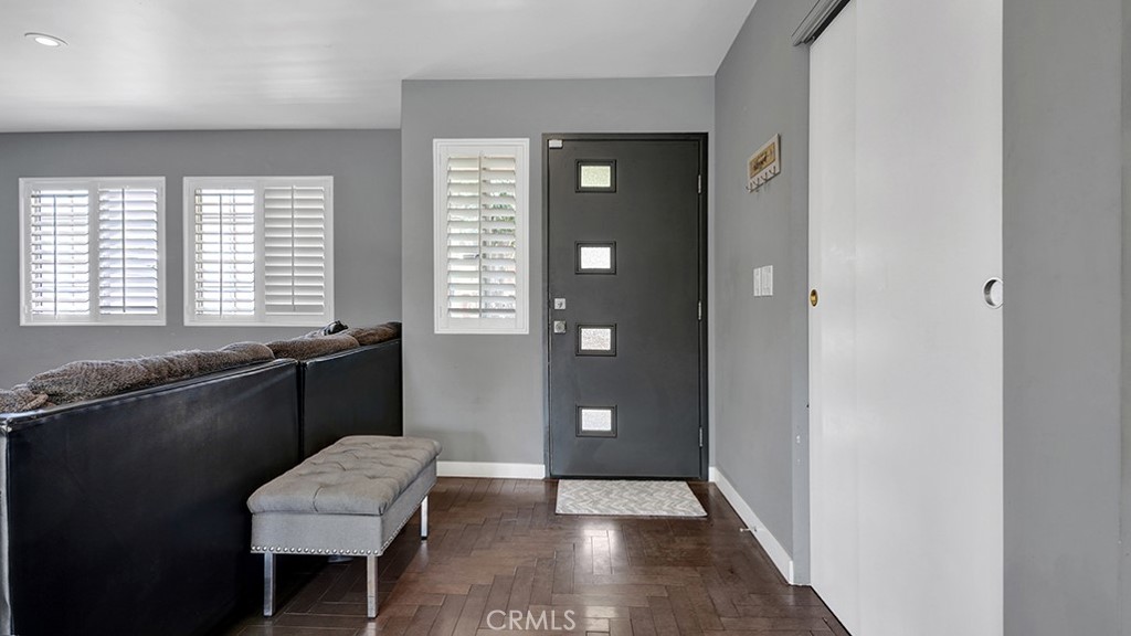 12308 Loma Drive Property Photo 4