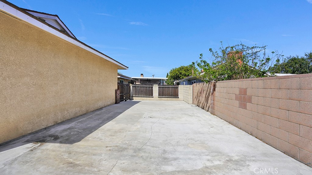 12308 Loma Drive Property Photo 24