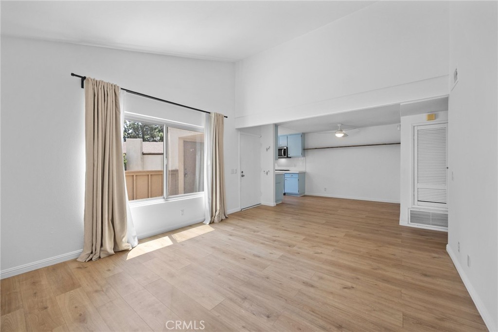 1330 Cabrillo Park F Property Photo 3