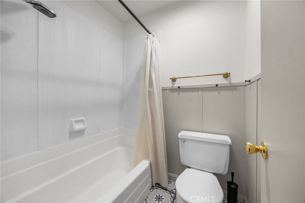 1330 Cabrillo Park F Property Photo 15