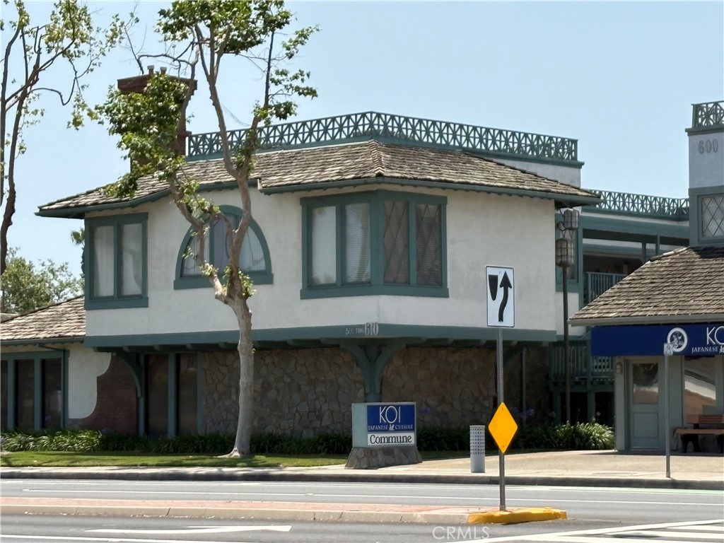 600 Pacific Coast 200 Property Photo 3