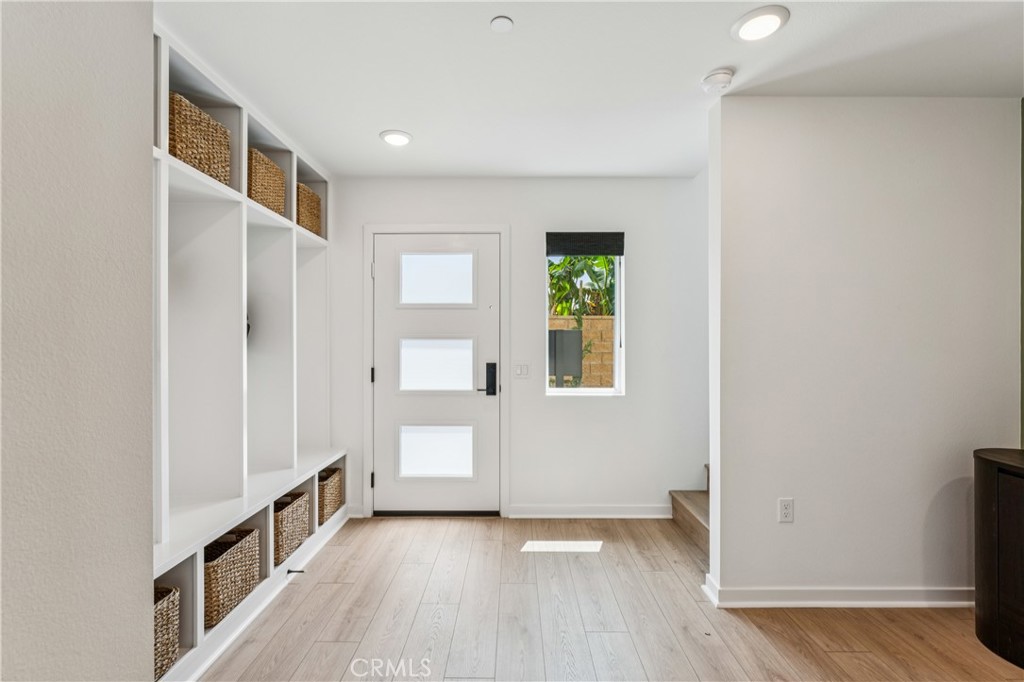 12151 Victory Property Photo 3