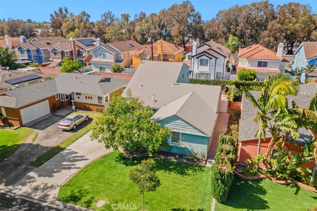 10253 Angell Property Photo 4
