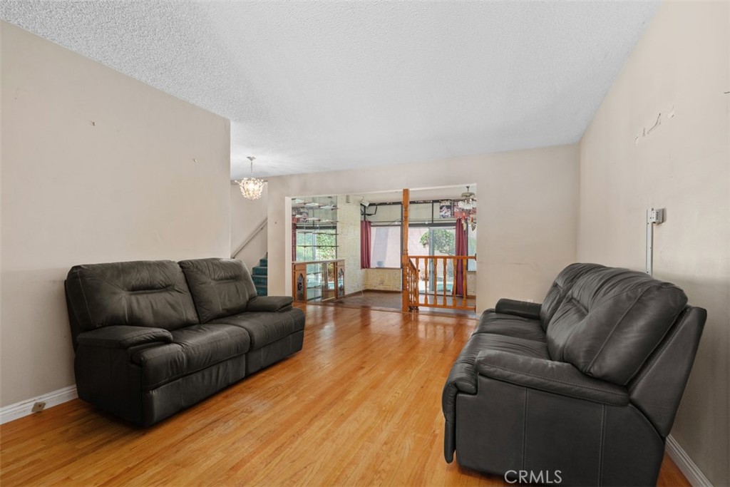 10253 Angell Property Photo 11