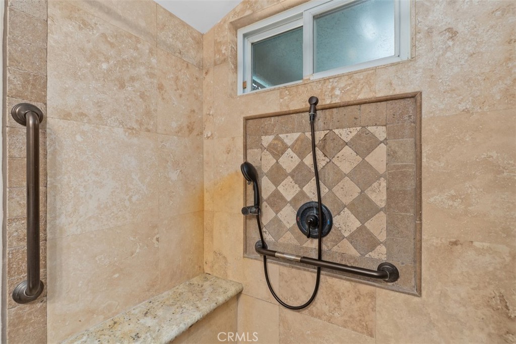 10253 Angell Property Photo 17