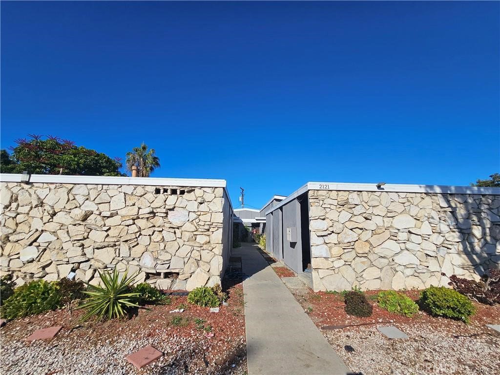 2121 W Catalina Property Photo 1