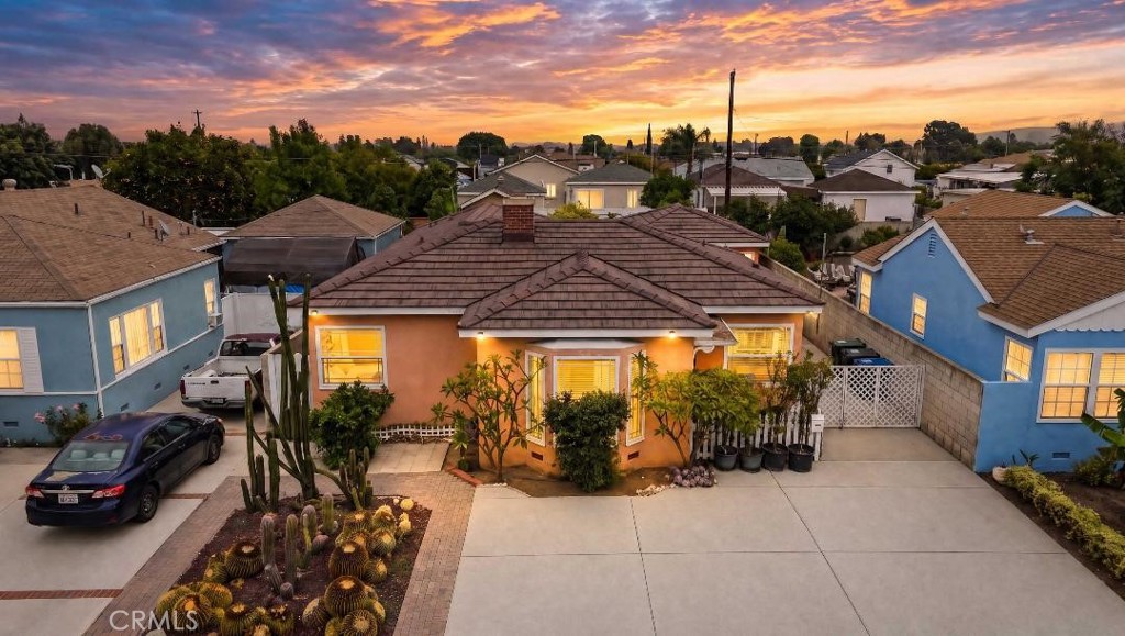 1229 S Flower Property Photo
