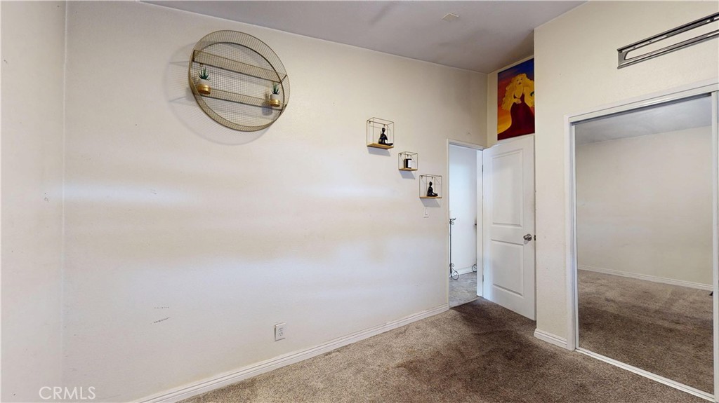 1168 E 10th 218b Property Photo 14
