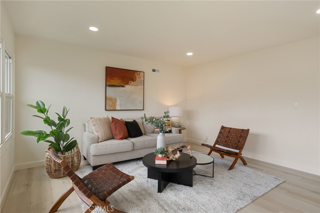 13408 Casimir Property Photo 5