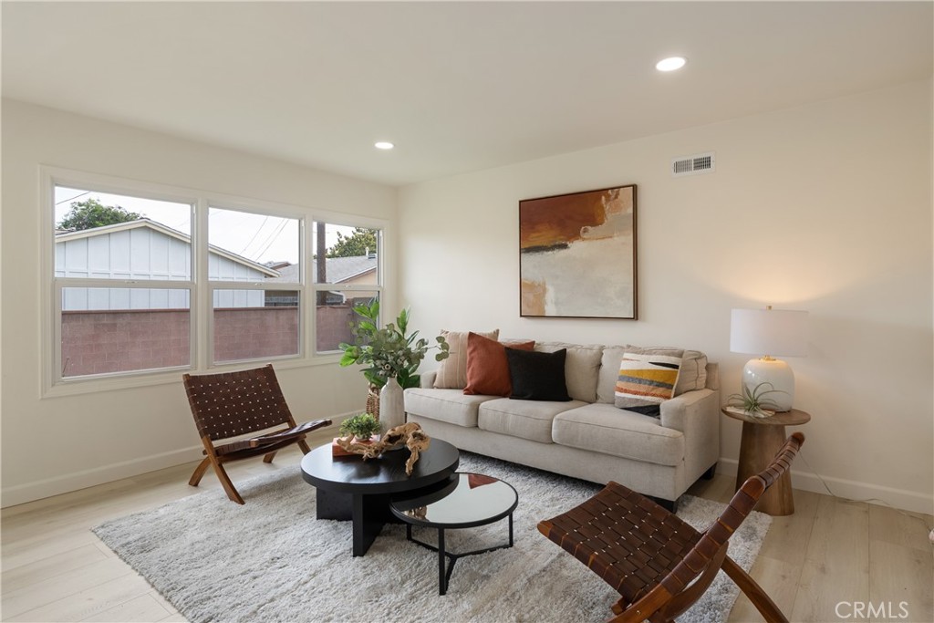 13408 Casimir Property Photo 6