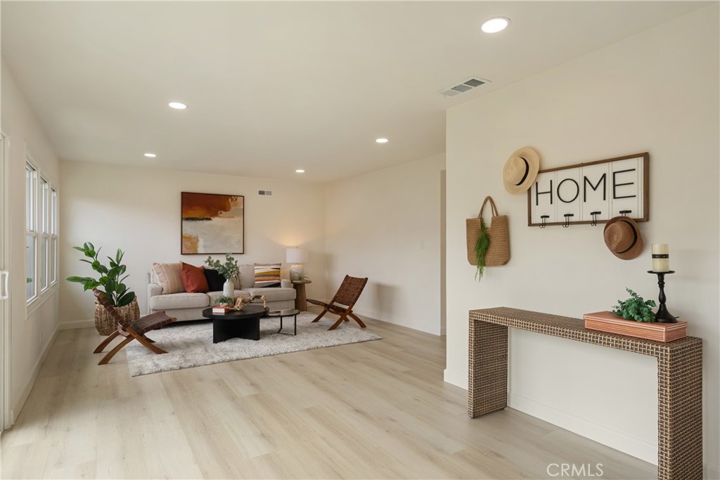 13408 Casimir Property Photo 7