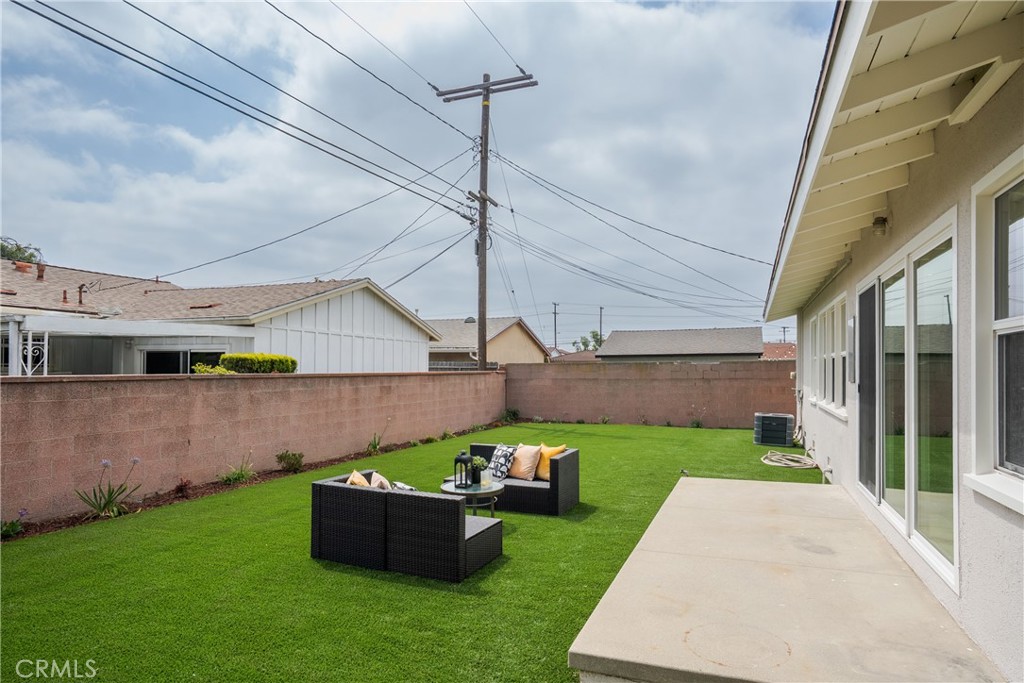 13408 Casimir Property Photo 33