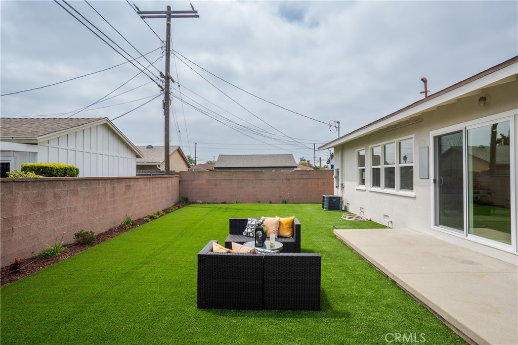 13408 Casimir Property Photo 34