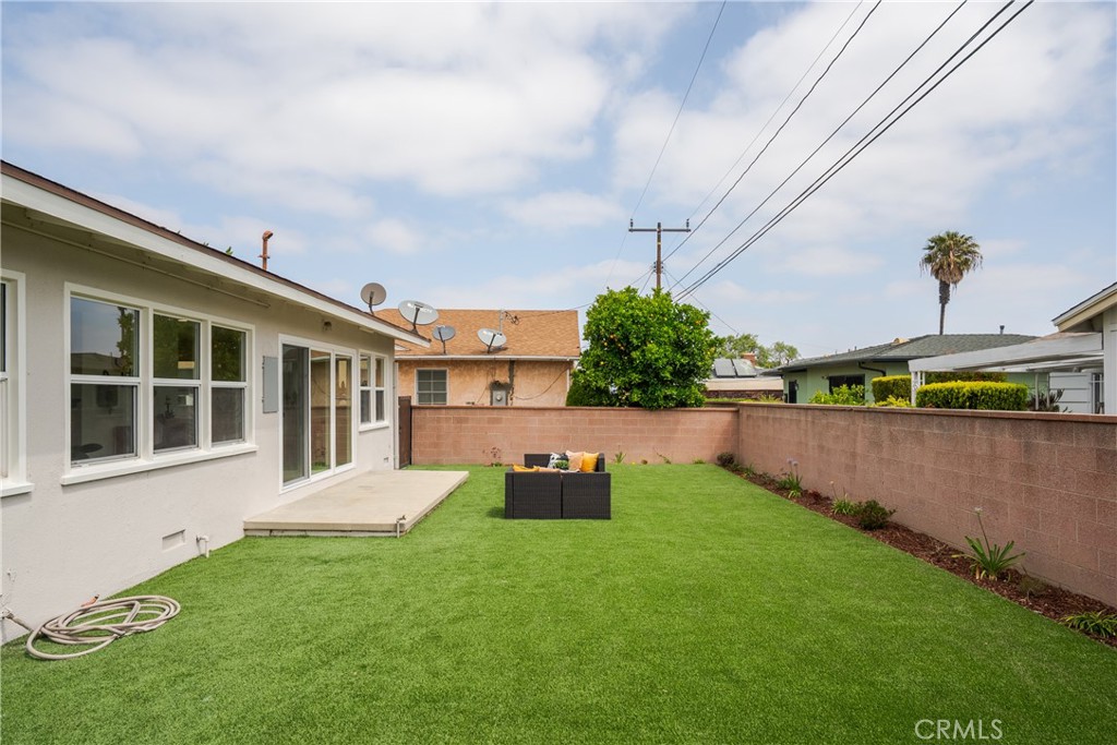 13408 Casimir Property Photo 38