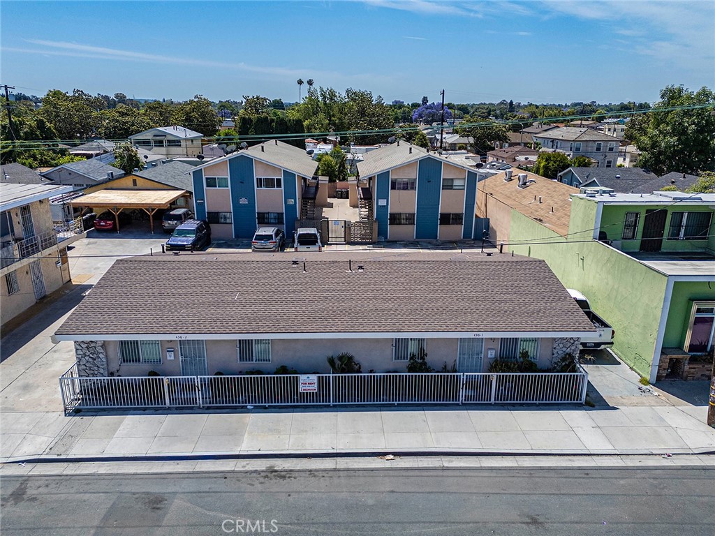 436 E Market Property Photo 1