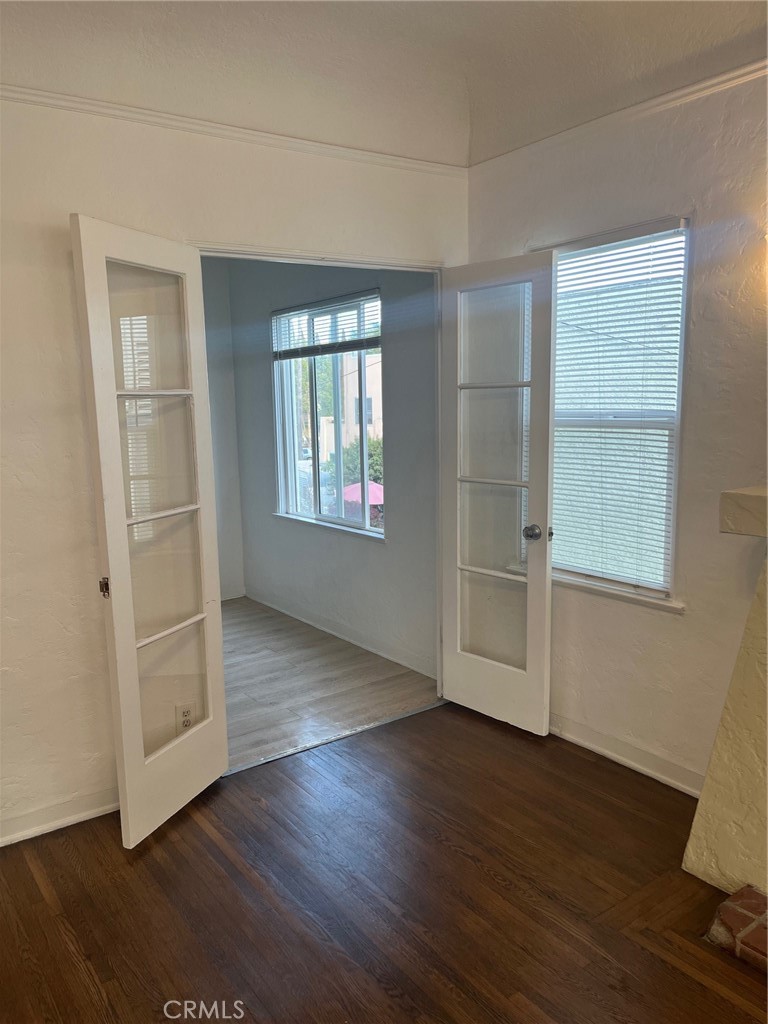 833 Cedar Property Photo 10