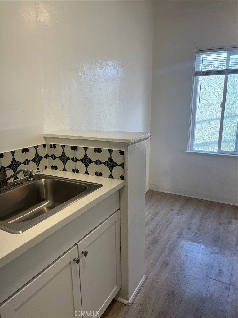 833 Cedar Property Photo 13