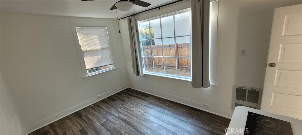 833 Cedar Property Photo 21